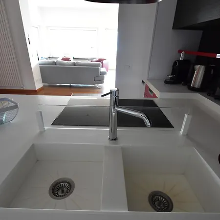 In A Prime Location On Maggiore Apartment