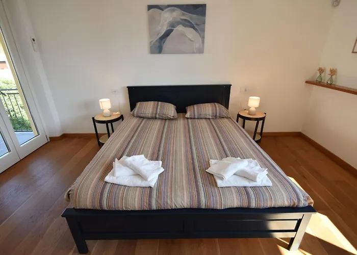 Lejlighed In A Prime Location On Maggiore Verbania