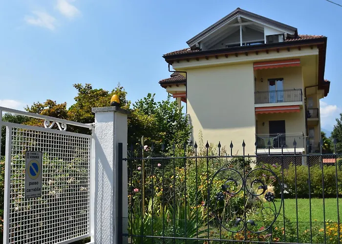 Lejlighed In A Prime Location On Maggiore *