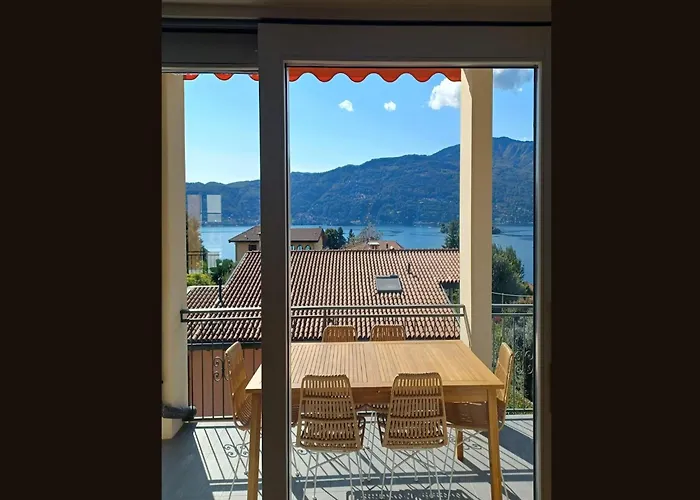 In A Prime Location On Maggiore *